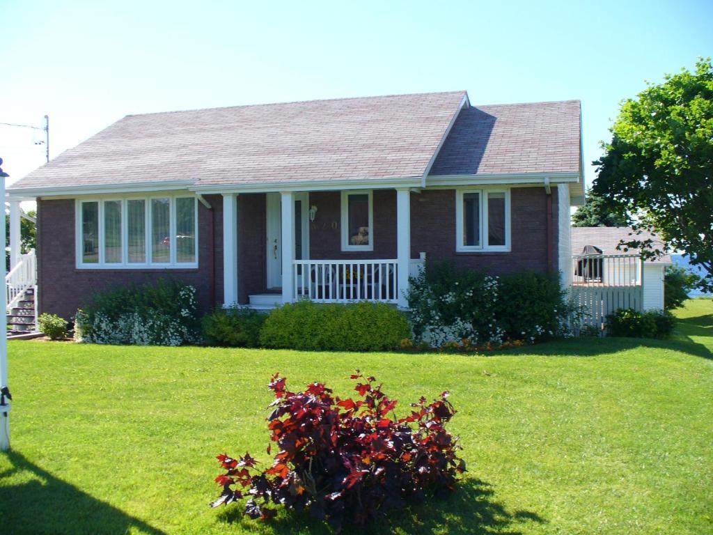 Gite Parfum De Mer Bed And Breakfast Pabos Exterior photo