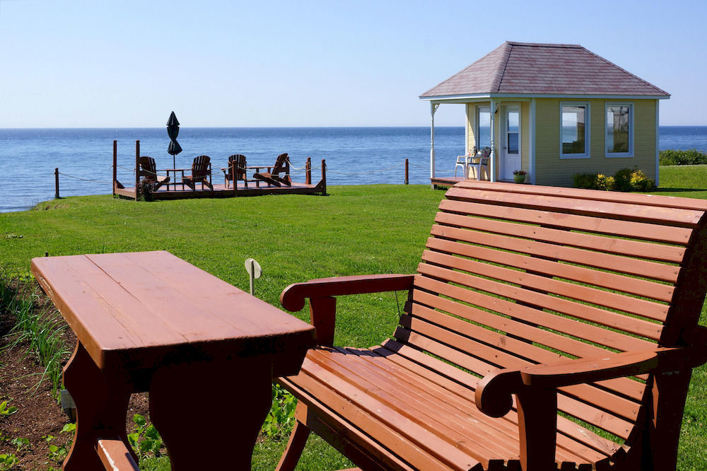 Gite Parfum De Mer Bed And Breakfast Pabos Exterior photo